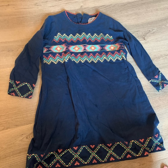 6 matching outfits - Picture 5 of 6